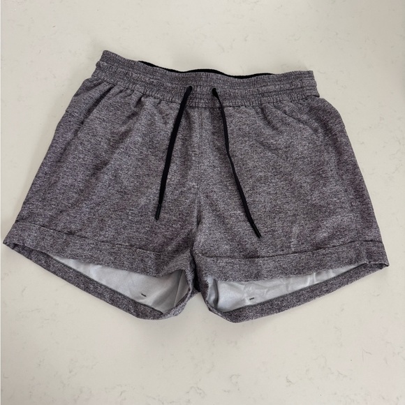 Lululemon Spring Break Away Short 3” - Picture 1 of 4